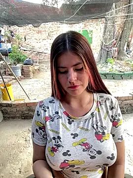 Snapshot of Hotnightsexxx chatting on 11/17/25, 08:14 Hotnightsexxx online show from 11/17/25, 08:14