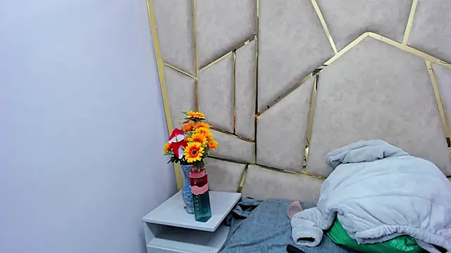 Kloe Candy1 online show from 11/26/25, 04:46