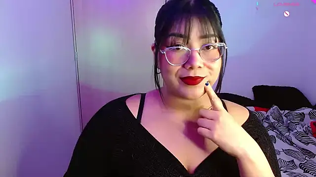 Snapshot of AlexaKimm chatting on 09/16/25, 07:20 AlexaKimm online show from 09/16/25, 07:20