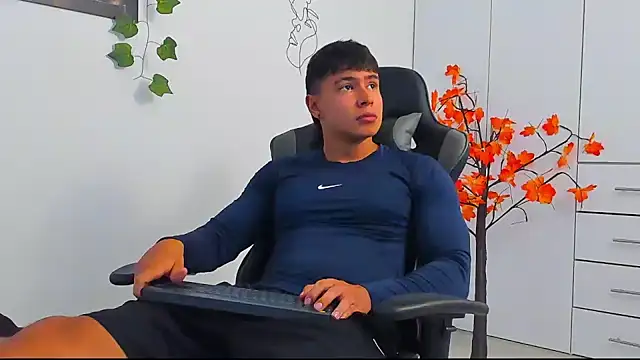 Snapshot of Bray_Kevin chatting on 01/12/26, 08:03 Bray Kevin online show from 01/12/26, 08:03