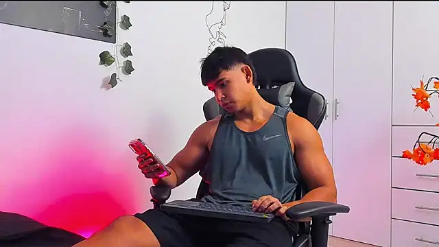 Snapshot of Bray_Kevin chatting on 01/31/26, 11:36 Bray Kevin online show from 01/31/26, 11:36