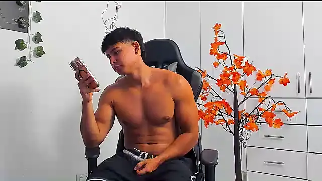 Snapshot of Bray_Kevin chatting on 02/12/26, 05:02 Bray Kevin online show from 02/12/26, 05:02