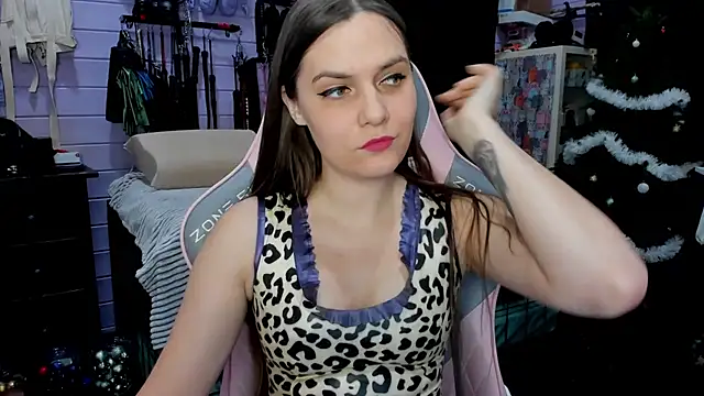 Snapshot of Stroynyash chatting on 01/09/25, 05:43 Stroynyash online show from 01/09/25, 05:43