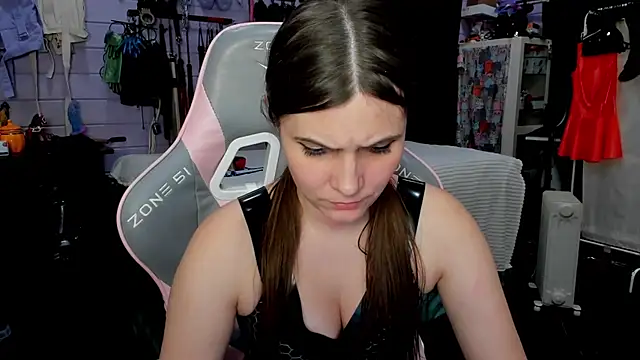 Snapshot of Stroynyash chatting on 03/15/25, 12:04 Stroynyash online show from 03/15/25, 12:04