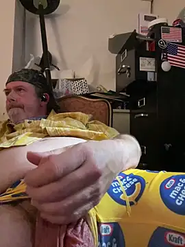 Snapshot of Helmut1971 chatting on 01/01/25, 09:07 Helmut1971 online show from 01/01/25, 09:07