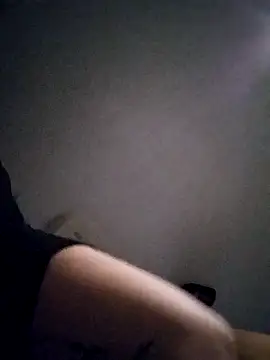 Snapshot of Blueeyesoulsnatcher chatting on 10/22/25, 10:26 Blueeyesoulsnatcher online show from 10/22/25, 10:26