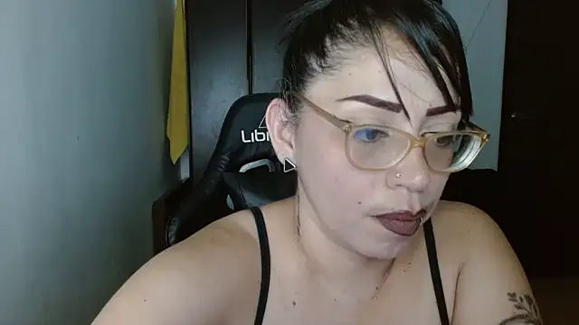 Snapshot of natashasmithe chatting on 02/07/25, 01:58 natashasmithe online show from 02/07/25, 01:58