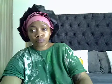 Snapshot of Brown_sexy chatting on 02/22/26, 10:30 Brown sexy online show from 02/22/26, 10:30