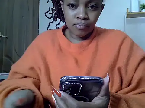 Snapshot of Brown_sexy chatting on 04/22/26, 12:35 Brown sexy online show from 04/22/26, 12:35