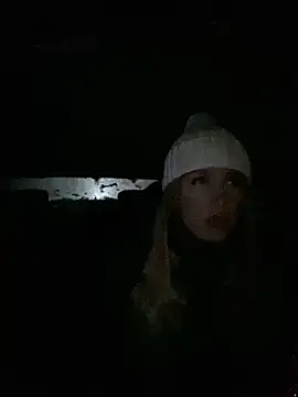 Snapshot of StasyWood chatting on 01/04/25, 01:10 StasyWood online show from 01/04/25, 01:10