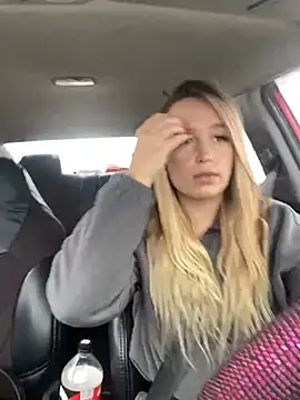 Snapshot of StasyWood chatting on 01/07/25, 04:08 StasyWood online show from 01/07/25, 04:08