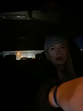 Snapshot of StasyWood chatting on 02/05/25, 01:15 StasyWood online show from 02/05/25, 01:15