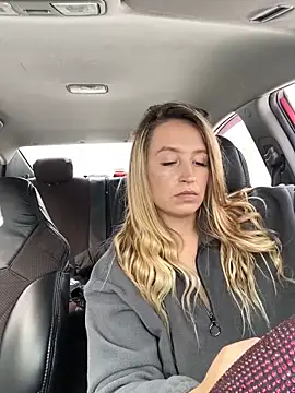 Snapshot of StasyWood chatting on 02/10/25, 04:08 StasyWood online show from 02/10/25, 04:08