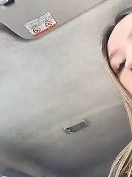 Snapshot of StasyWood chatting on 03/05/25, 04:45 StasyWood online show from 03/05/25, 04:45