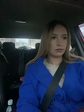 Snapshot of StasyWood chatting on 03/18/25, 01:00 StasyWood online show from 03/18/25, 01:00