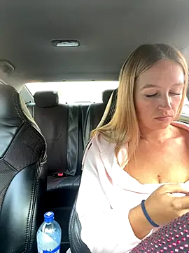 Snapshot of StasyWood chatting on 09/10/25, 01:16 StasyWood online show from 09/10/25, 01:16