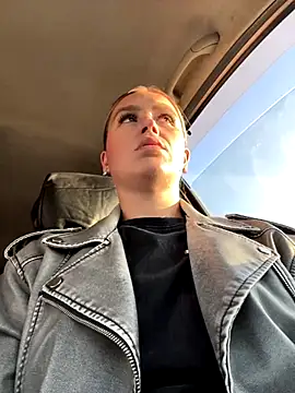 Snapshot of StasyWood chatting on 09/16/25, 01:28 StasyWood online show from 09/16/25, 01:28