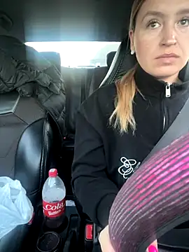 Snapshot of StasyWood chatting on 10/15/25, 01:06 StasyWood online show from 10/15/25, 01:06