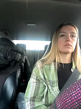 Snapshot of StasyWood chatting on 10/16/25, 01:06 StasyWood online show from 10/16/25, 01:06