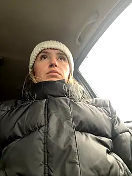 Snapshot of StasyWood chatting on 10/22/25, 02:12 StasyWood online show from 10/22/25, 02:12