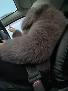 Snapshot of StasyWood chatting on 11/29/25, 02:03 StasyWood online show from 11/29/25, 02:03