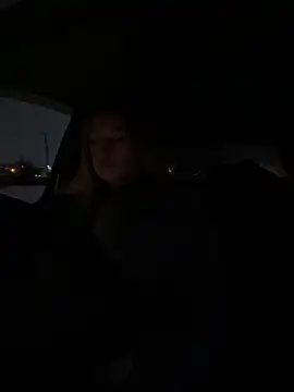 Snapshot of StasyWood chatting on 12/02/25, 01:44 StasyWood online show from 12/02/25, 01:44