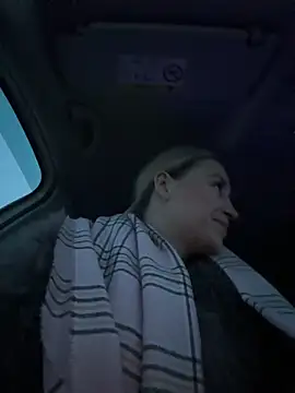 Snapshot of StasyWood chatting on 02/10/26, 01:32 StasyWood online show from 02/10/26, 01:32