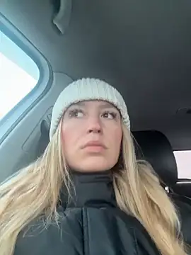 Snapshot of StasyWood chatting on 02/20/26, 01:57 StasyWood online show from 02/20/26, 01:57