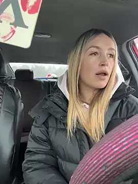 Snapshot of StasyWood chatting on 03/27/26, 01:11 StasyWood online show from 03/27/26, 01:11