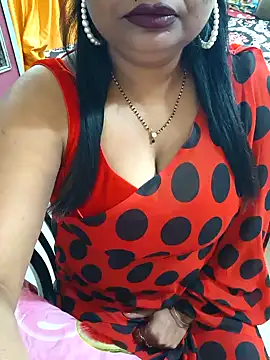 Snapshot of YR-SHIVANI chatting on 12/17/24, 04:12 YR-SHIVANI online show from 12/17/24, 04:12