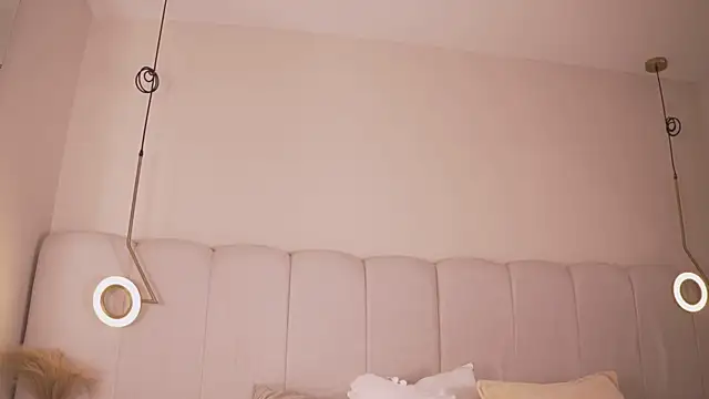 Abby-me online show from 06/15/26, 01:13