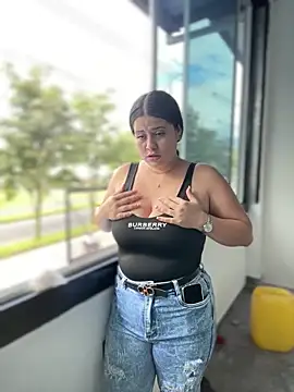 Natalia Cleark09 online show from 10/24/25, 01:07