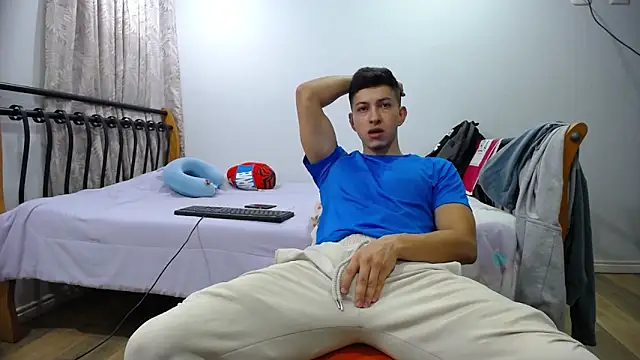 Snapshot of Iam_yourbabyprincess_XD chatting on 01/29/25, 11:14 Iam yourbabyprincess XD online show from 01/29/25, 11:14