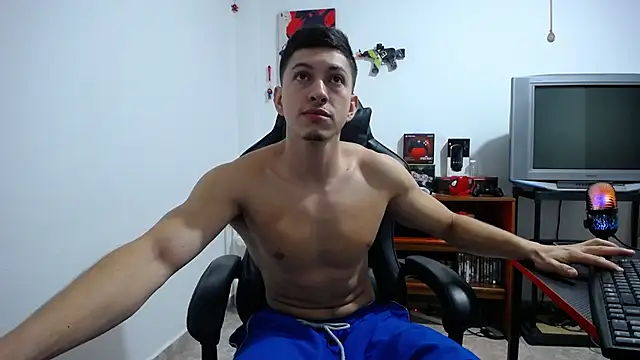 Snapshot of Iam_yourbabyprincess_XD chatting on 09/18/25, 02:57 Iam yourbabyprincess XD online show from 09/18/25, 02:57