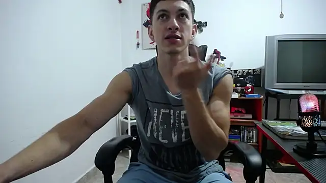 Snapshot of Iam_yourbabyprincess_XD chatting on 02/11/26, 05:01 Iam yourbabyprincess XD online show from 02/11/26, 05:01