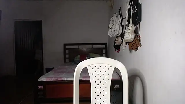 Snapshot of foxysweet09 chatting on 01/13/25, 11:38 foxysweet09 online show from 01/13/25, 11:38