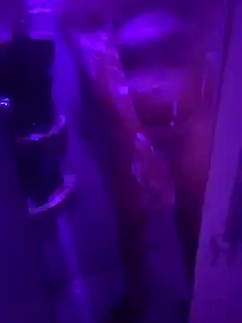 Snapshot of alexisxxxporno chatting on 09/24/25, 07:23 alexisxxxporno online show from 09/24/25, 07:23