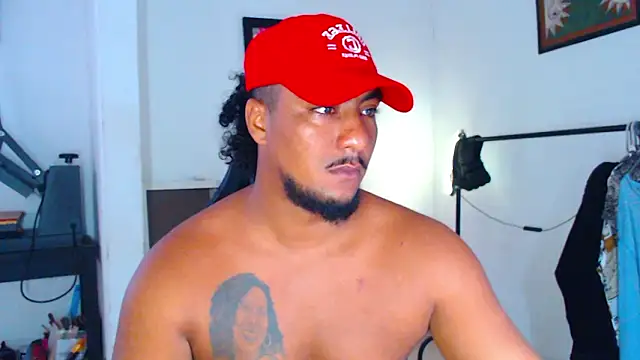 Snapshot of yosoy_enzo2020 chatting on 03/01/26, 02:19 yosoy enzo2020 online show from 03/01/26, 02:19