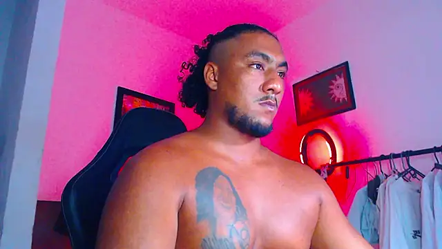 Snapshot of yosoy_enzo2020 chatting on 03/15/26, 04:40 yosoy enzo2020 online show from 03/15/26, 04:40