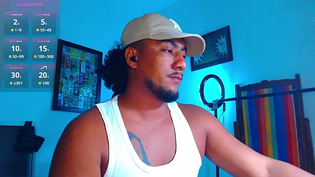 Snapshot of yosoy_enzo2020 chatting on 03/23/26, 04:38 yosoy enzo2020 online show from 03/23/26, 04:38
