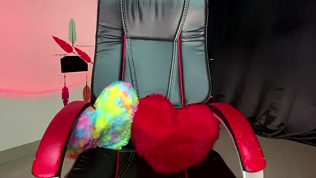 Snapshot of tigress_kashish chatting on 09/19/25, 07:36 tigress kashish online show from 09/19/25, 07:36