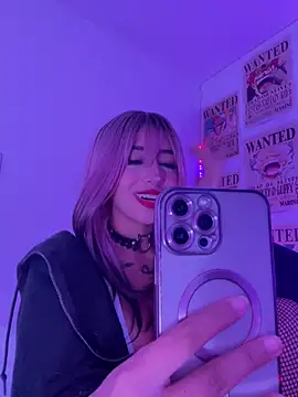 Snapshot of Hot_sophie_ chatting on 02/06/26, 01:32 Hot sophie online show from 02/06/26, 01:32