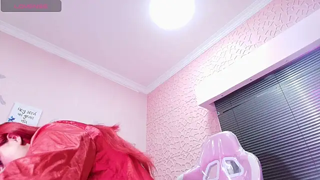 Snapshot of paulinasaeEnz chatting on 01/13/25, 01:06 paulinasaeEnz online show from 01/13/25, 01:06