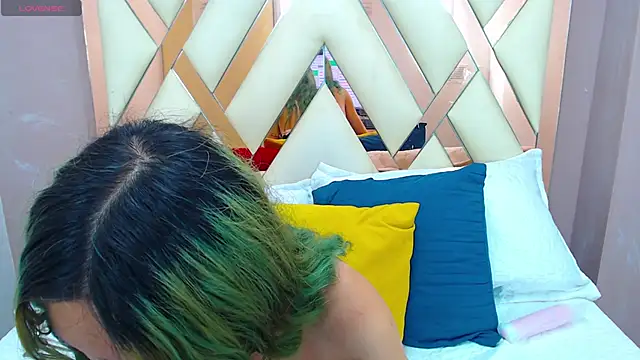 Erika Stevens online show from 11/29/25, 03:48