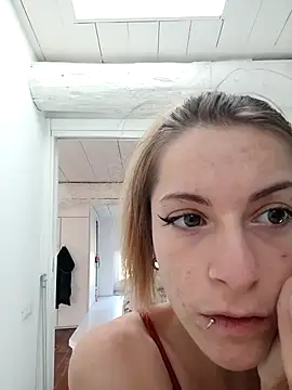 Snapshot of Cristina02 chatting on 05/01/26, 09:25 Cristina02 online show from 05/01/26, 09:25