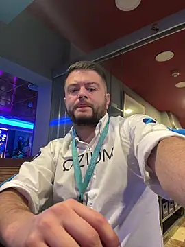 Snapshot of daevidconnor1 chatting on 12/10/24, 11:30 daevidconnor1 online show from 12/10/24, 11:30