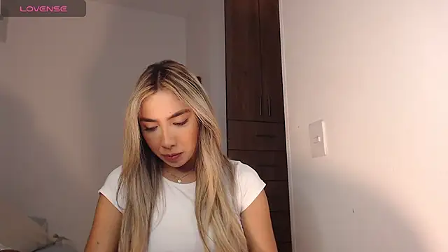 Snapshot of Marian_se chatting on 01/05/26, 10:46 Marian se online show from 01/05/26, 10:46