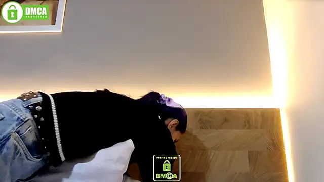 Snapshot of dakota_senju chatting on 12/31/24, 08:34 dakota senju online show from 12/31/24, 08:34