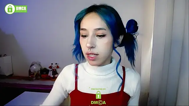 Snapshot of dakota_senju chatting on 12/18/25, 02:01 dakota senju online show from 12/18/25, 02:01