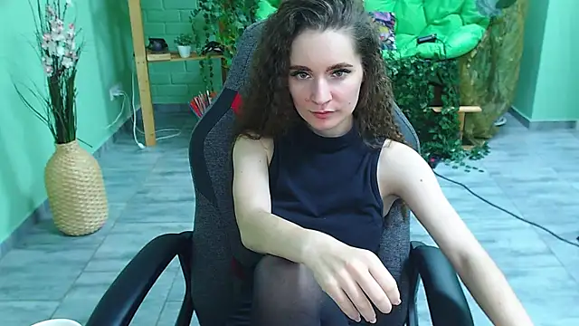 Snapshot of Miss_Barbara_ chatting on 01/28/25, 09:50 Miss Barbara online show from 01/28/25, 09:50